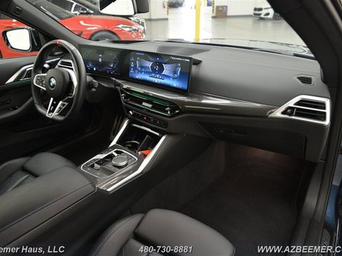 Used 2025 BMW M440i Convertible RWD image 17