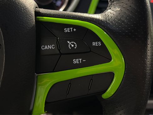 Used 2015 Dodge Challenger R/T Scat Pack w/ Leather Interior Group RWD image 26