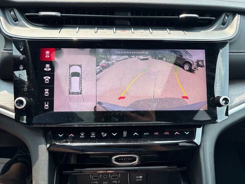 Used 2026 Jeep Grand Cherokee Limited AWD/4WD image 17