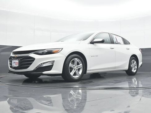 Used 2022 Chevrolet Malibu LT FWD image 27