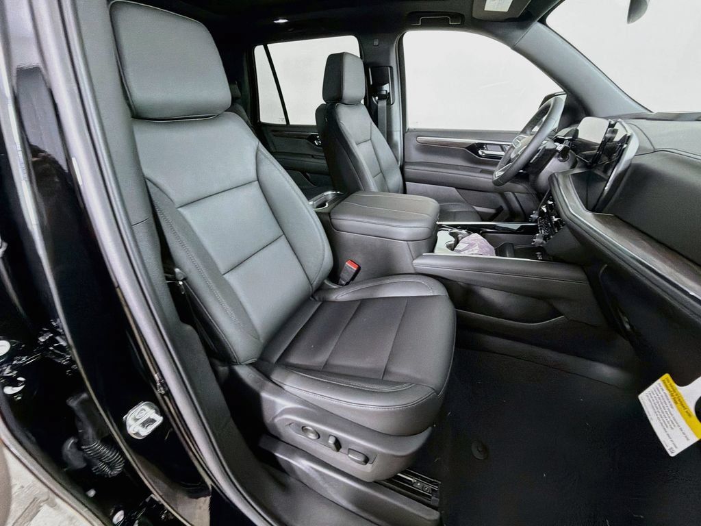 New 2026 Chevrolet Tahoe Z71 w/ Comfort Package AWD/4WD image 21