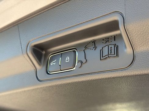 New 2026 Ford Explorer Active AWD/4WD image 9