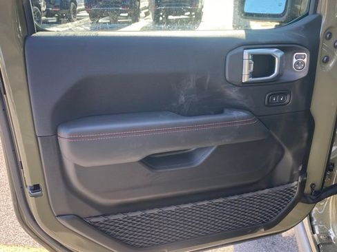 New 2026 Jeep Gladiator Rubicon w/ Safety Group image 22