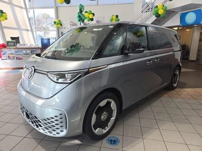 New 2025 Volkswagen ID. Buzz Pro S