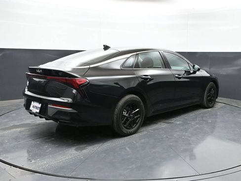 Used 2025 Kia K5 LXS FWD image 27