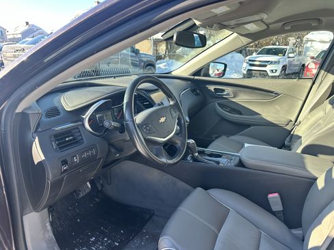 Used 2015 Chevrolet Impala LT image 14