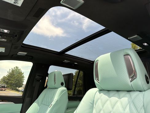 Used 2026 Cadillac Escalade Platinum Sport w/ LPO, Floor Liner Package AWD/4WD image 8