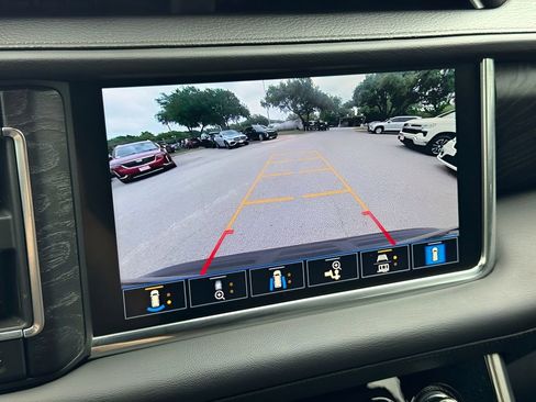 Used 2021 GMC Yukon Denali w/ Denali Ultimate Package AWD/4WD image 34