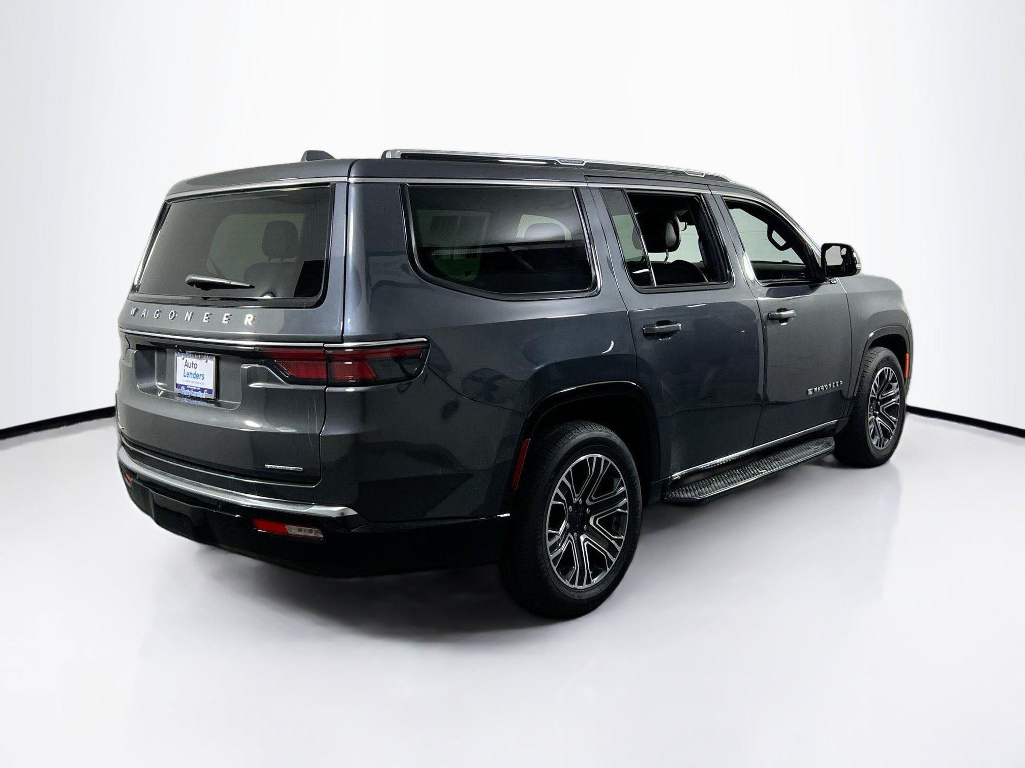 Used 2022 Jeep Wagoneer Series III w/ Flexible Seating Group AWD/4WD image 5