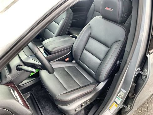 Certified 2025 Chevrolet Traverse Z71 AWD/4WD image 19