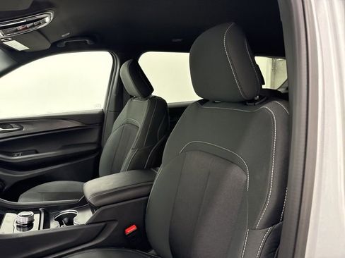 New 2026 Jeep Grand Cherokee L Laredo AWD/4WD image 20