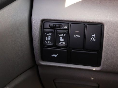 Used 2015 Honda Odyssey EX-L image 24