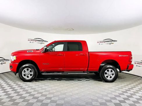 Used 2024 RAM 2500 Big Horn w/ Safety Group AWD/4WD image 5