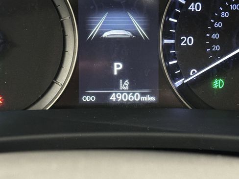 Used 2018 Lexus RX 450hL Luxury image 16