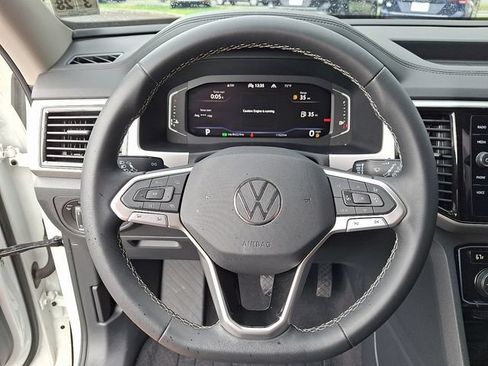 Used 2023 Volkswagen Atlas SEL AWD/4WD image 21