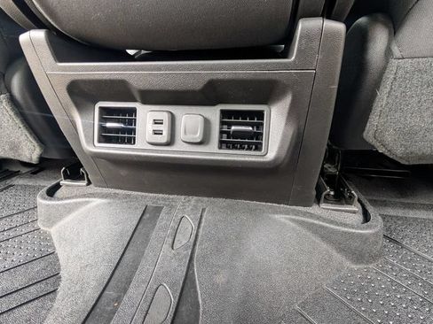 Used 2019 Chevrolet Silverado 1500 RST AWD/4WD image 15
