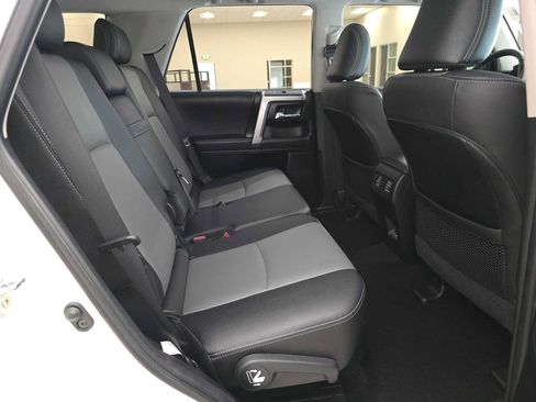 Certified 2023 Toyota 4Runner SR5 Premium w/ Moonroof Package AWD/4WD image 27