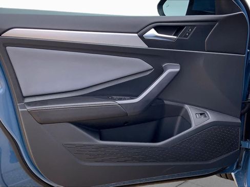 New 2026 Volkswagen Jetta SE FWD image 10