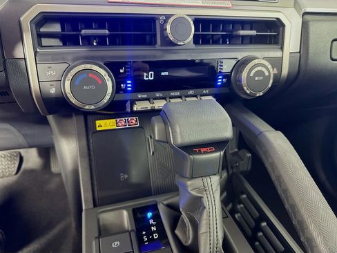 New 2026 Toyota 4Runner TRD Off-Road Premium AWD/4WD image 19