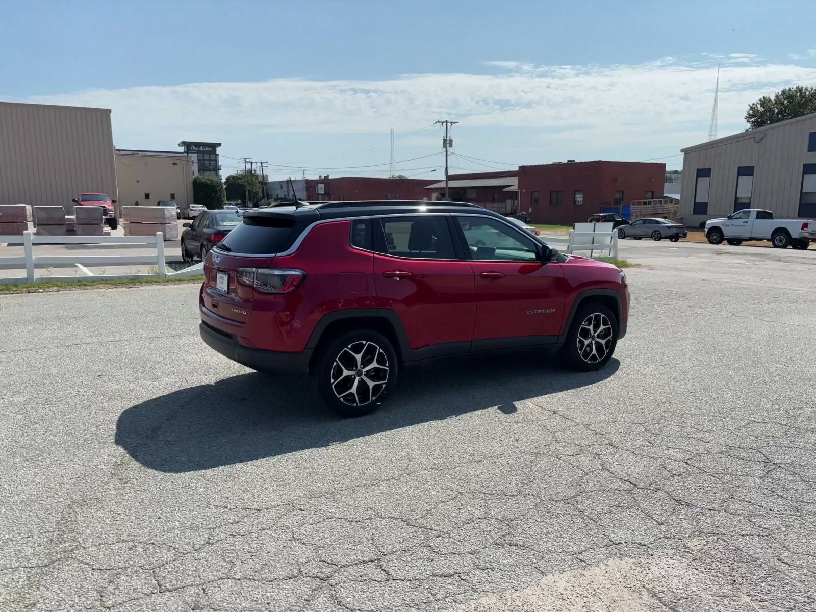 Used 2025 Jeep Compass Limited AWD/4WD image 14