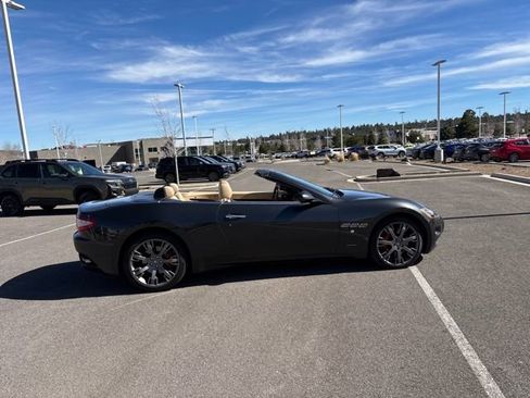 Used 2013 Maserati GranTurismo Sport image 2