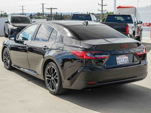 Certified 2025 Toyota Camry XLE image 5