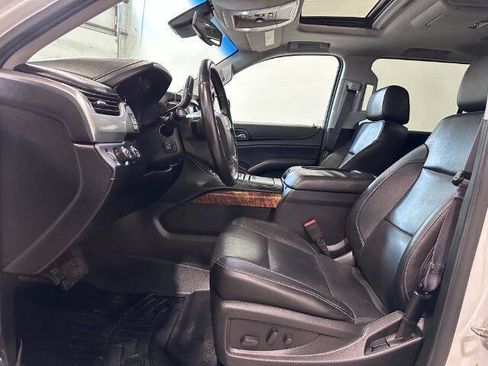 Used 2015 Chevrolet Suburban LTZ AWD/4WD image 18