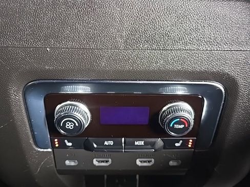 Used 2023 GMC Yukon XL Denali Ultimate w/ LPO, Floor Liner Package image 18