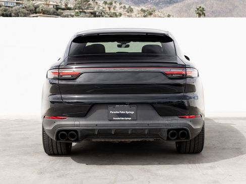 Certified 2021 Porsche Cayenne Coupe image 6