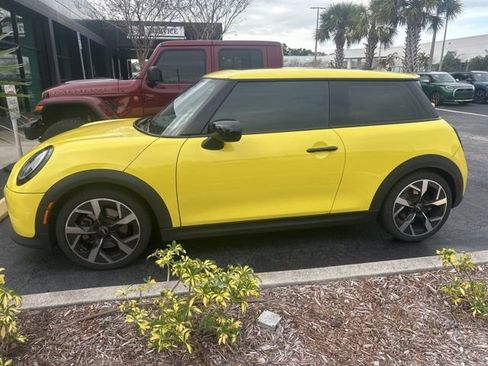 Certified 2025 MINI Cooper S image 4
