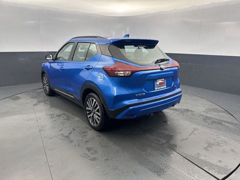 Used 2024 Nissan Kicks SR image 3