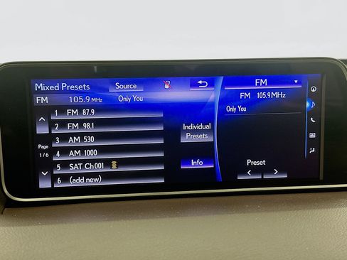 Used 2018 Lexus RX 350 AWD w/ Premium Package image 21