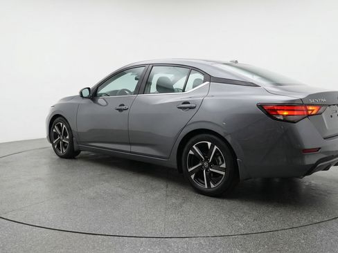 Used 2025 Nissan Sentra SV FWD image 6