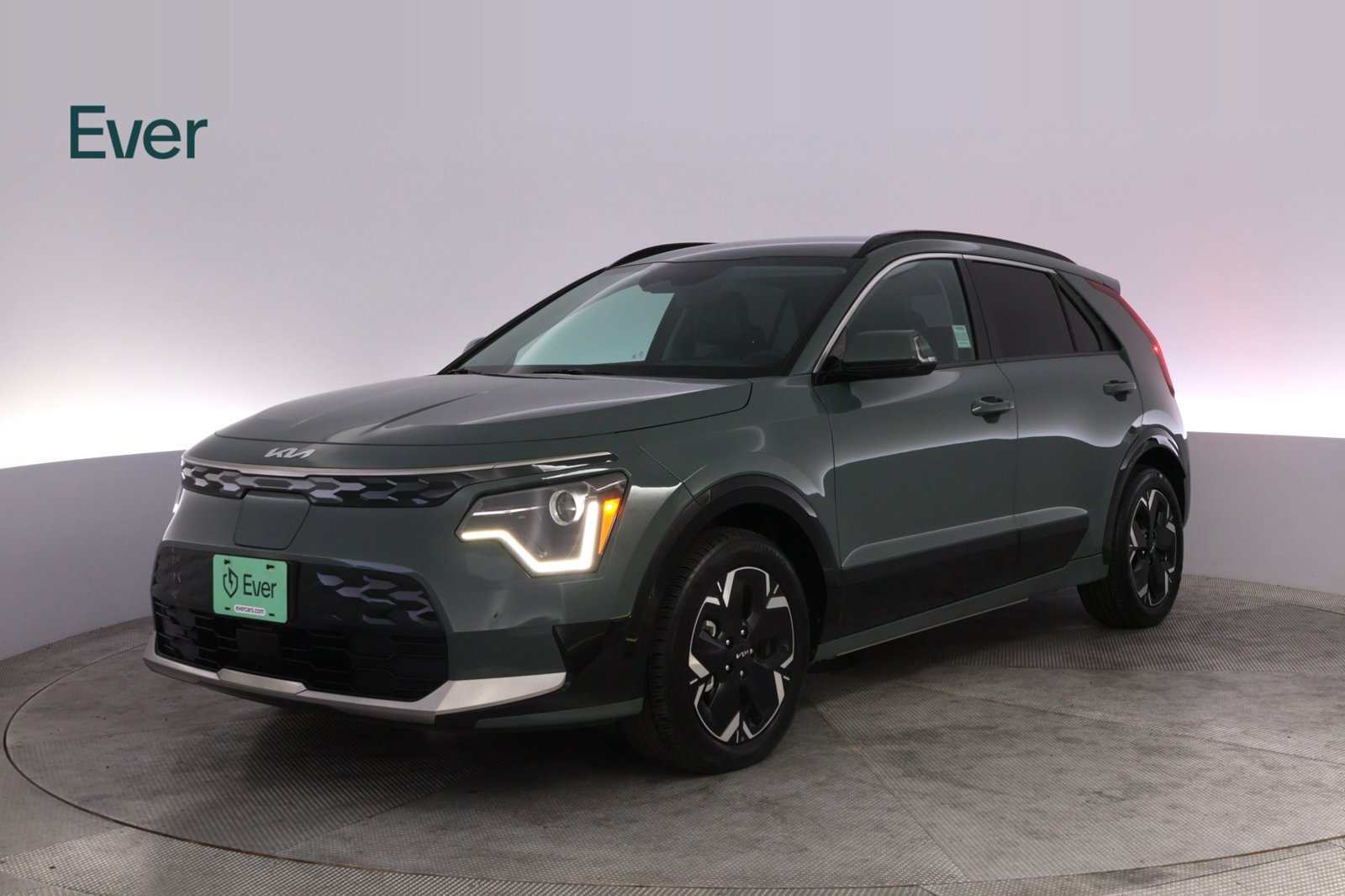 Used 2025 Kia Niro Wind FWD image 2