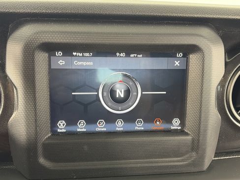 Used 2020 Jeep Wrangler Unlimited Sport AWD/4WD image 19