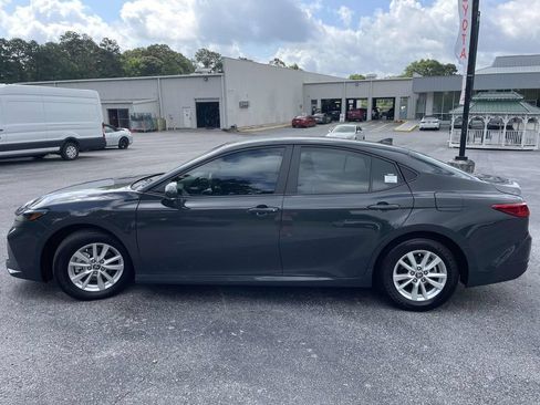 Used 2025 Toyota Camry LE w/ Convenience Package FWD image 6