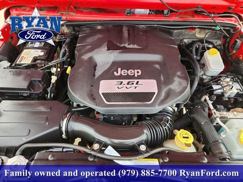 Used 2012 Jeep Wrangler Sport AWD/4WD image 20