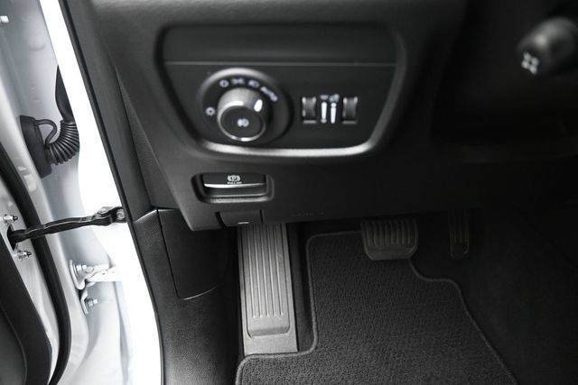 Used 2025 Jeep Grand Cherokee Summit AWD/4WD image 16