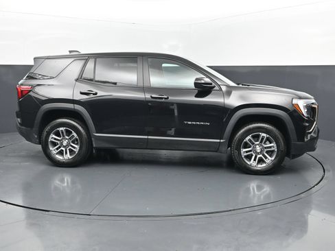 Used 2026 GMC Terrain Elevation FWD image 6