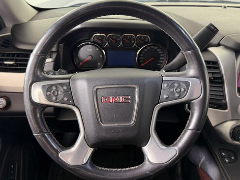 Used 2016 GMC Yukon XL SLT image 11