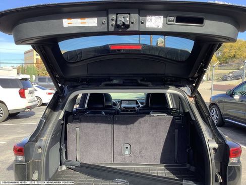 Used 2022 Toyota Highlander Platinum image 14