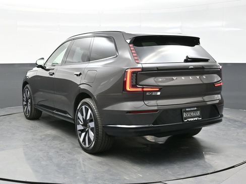 New 2025 Volvo EX90 Ultra image 5