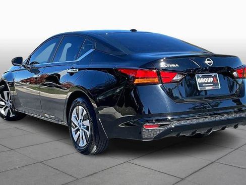 Certified 2025 Nissan Altima 2.5 S image 12