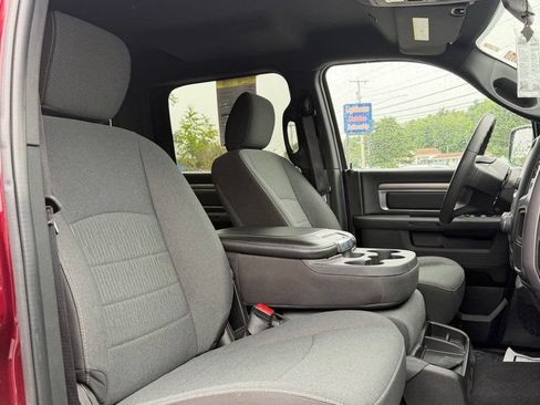 Used 2024 RAM 1500 Warlock AWD/4WD image 14