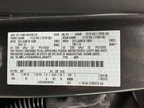 Used 2024 Lincoln Corsair AWD image 30