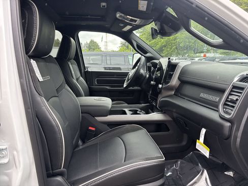 New 2026 RAM 3500 Laramie AWD/4WD image 6