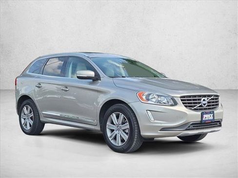 Used 2016 Volvo XC60 T6 w/ Proximity Package FWD image 3
