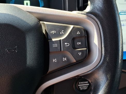 Used 2025 Ford Bronco Badlands AWD/4WD image 23