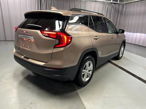 Used 2018 GMC Terrain SLE w/ Driver Convenience Package image 7
