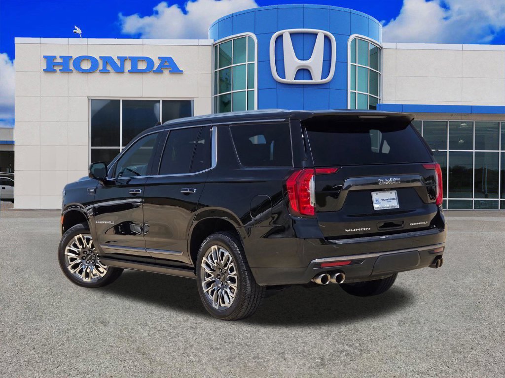 Used 2023 GMC Yukon Denali Ultimate AWD/4WD image 5
